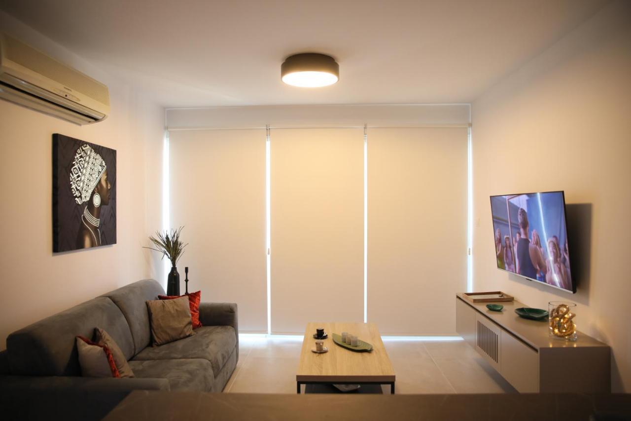 Lovely Cozy One Bedroom Suite With Pool Protarász Kültér fotó